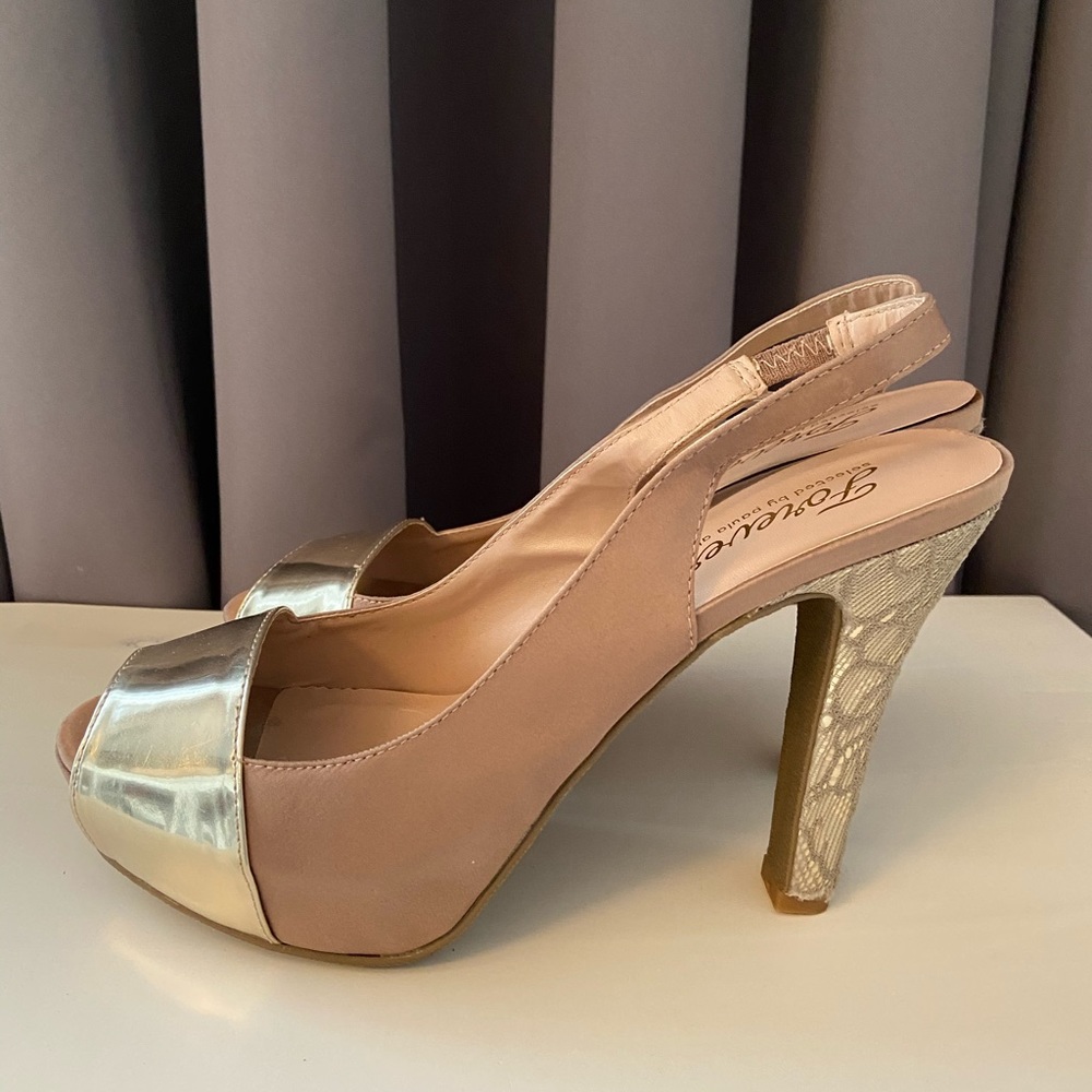 Forever Heel w/platform